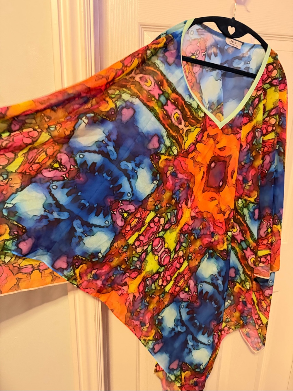 Pipsilk Townsville Australian Silk Abstract Art Poncho Kaftan Shawl Poncho OS